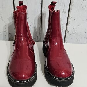 Link Glossy Cherry Ankle Boots Size 4 Girls